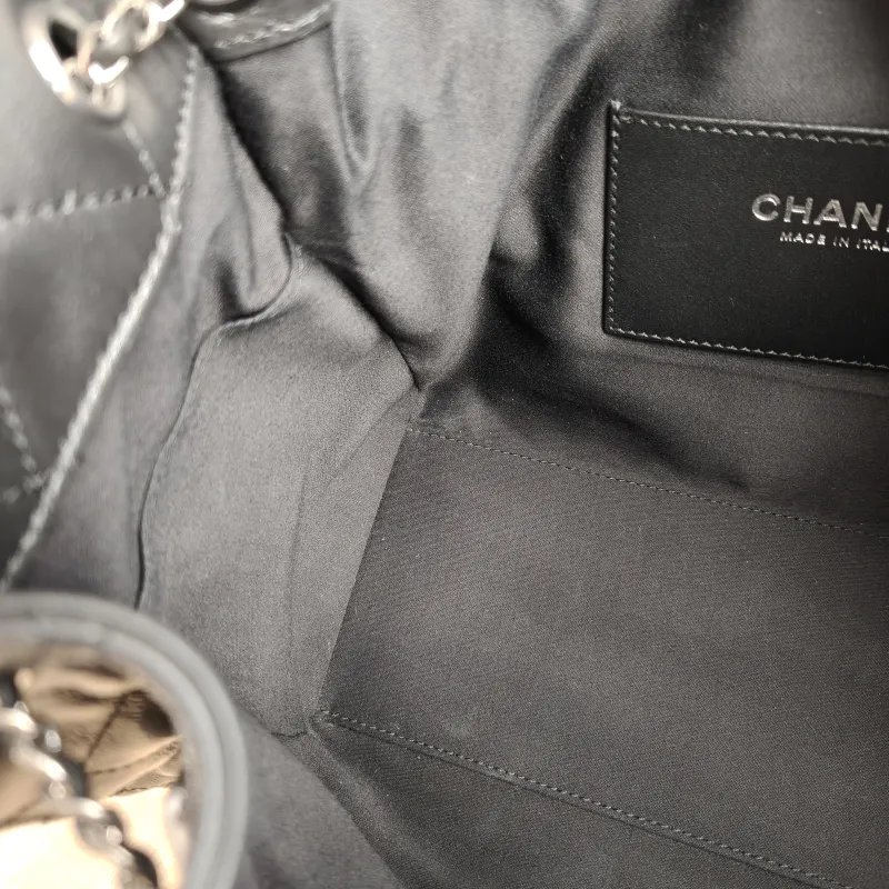 Chanel Shoulder Bag 25Bag Black Waxed Leather Calfskin Small 26 × 14 × 30 cm — detail view 4 of 11