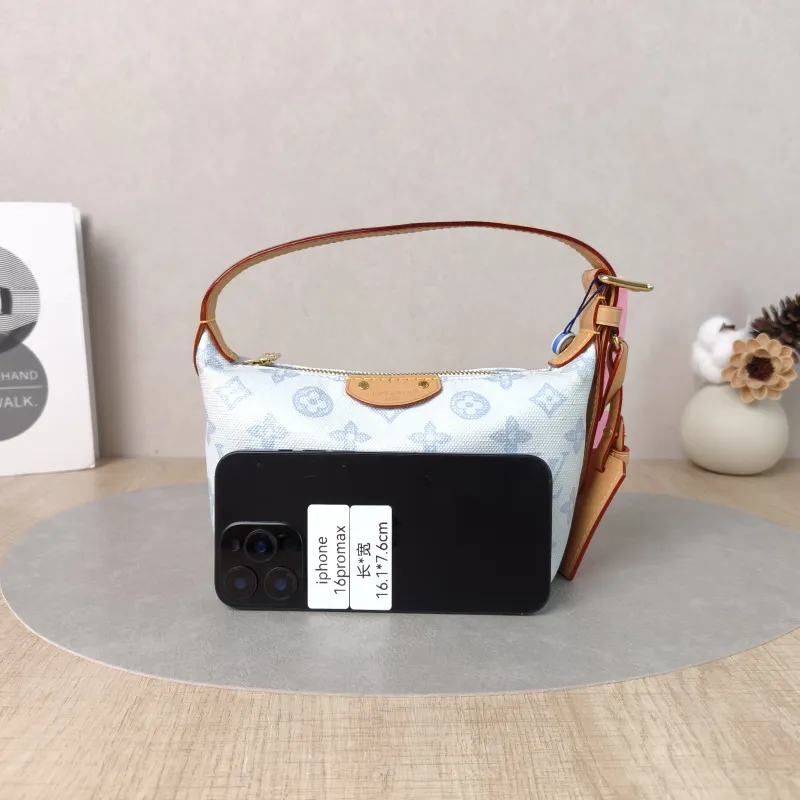 Louis Vuitton Shoulder Bag Pochette Hills Blue PVC One Size 18.5 × 6.5 × 11 cm — cover view 3 of 6