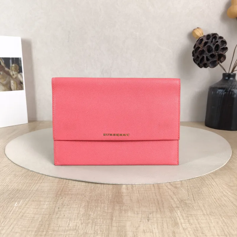 BURBERRY Clutch Clutch Pink Calfskin 22.5*15.5