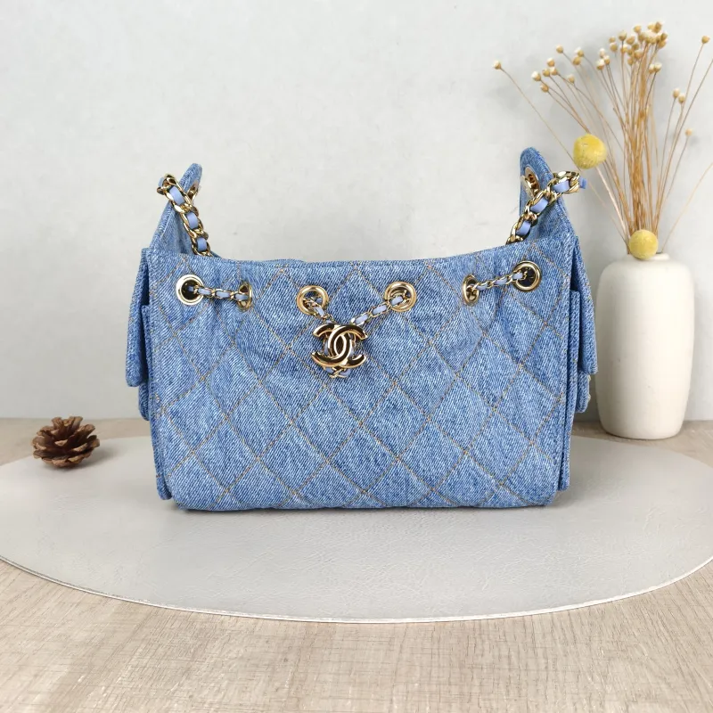 Chanel Crossbody Bag 25Bag Blue Mini 20 × 12.5 × 22 cm