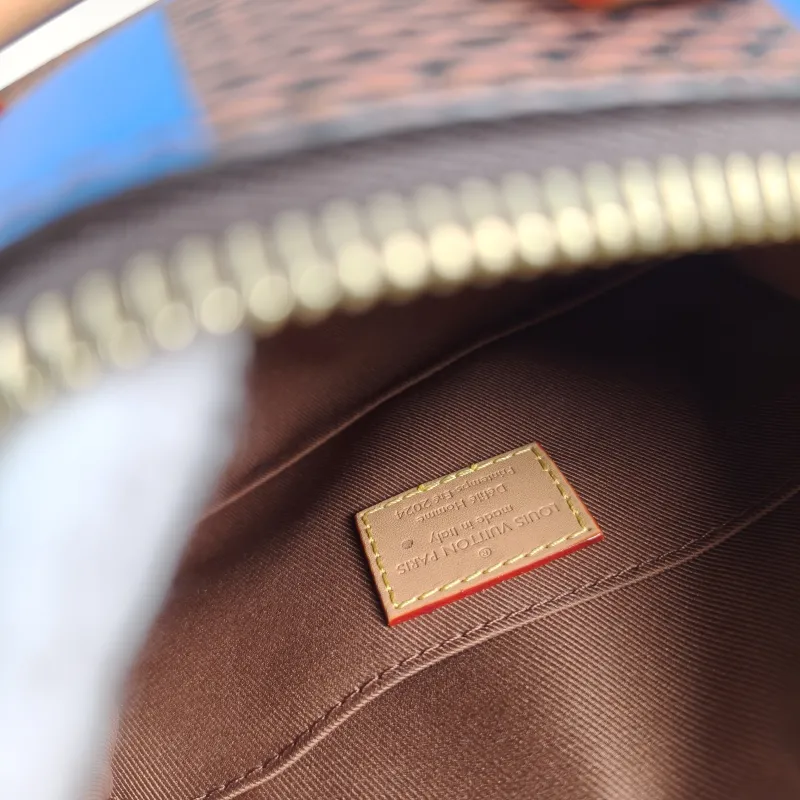 Louis Vuitton Crossbody Bag Speedy 18 PVC 18 × 10 × 12 cm — detail view 12 of 12