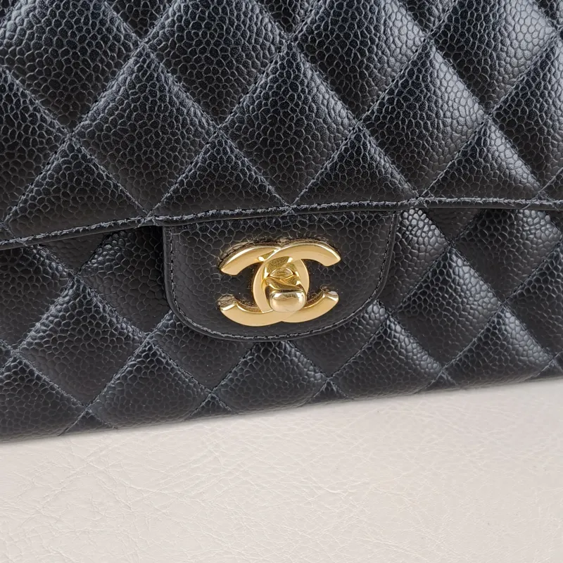 Chanel Crossbody Bag Classic Flap CF Black Grained Calfskin Small 23 × 6 × 14.5 cm — detail view 8 of 11