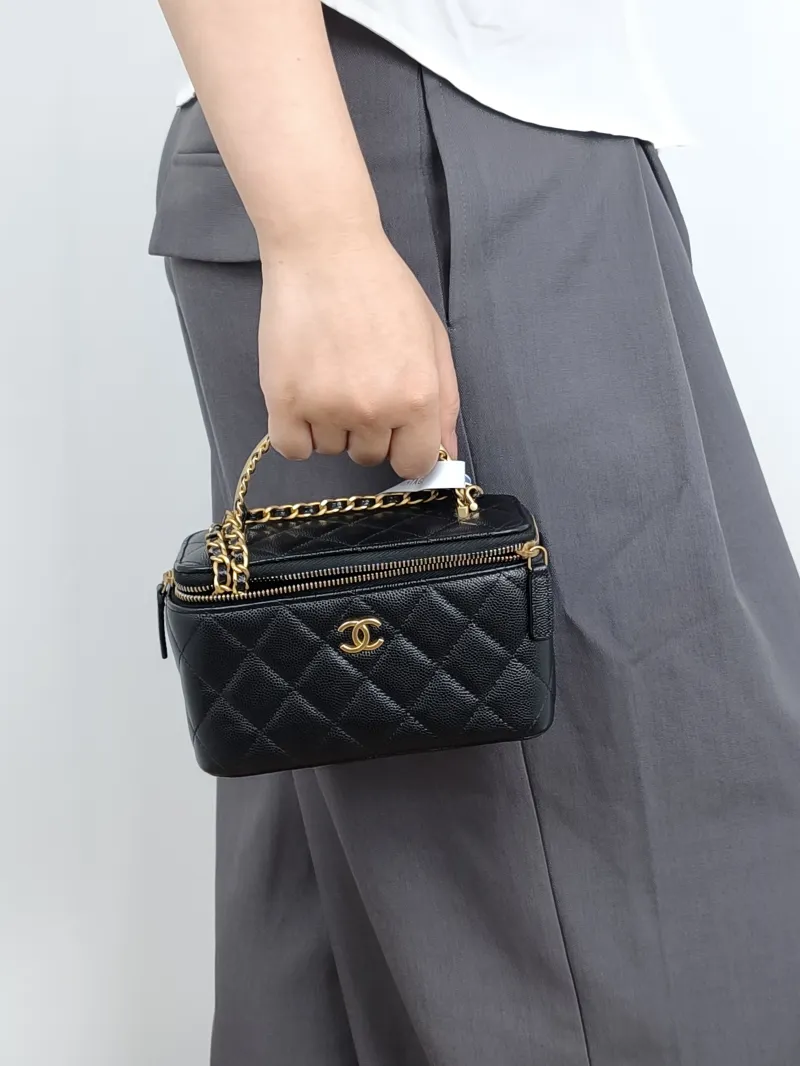 Chanel Crossbody Bag Edition Black Calfskin One Size16 × 8 × 9.5 cm — on-model view 2 of 3