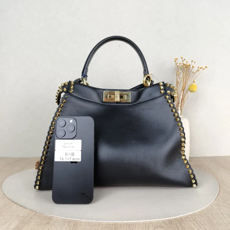 FENDI Crossbody Bagpeekaboo lconic Crossbody Bag Black Calfskin Medium33.5 × 13 × 25.5 cm — cover view 4 of 5