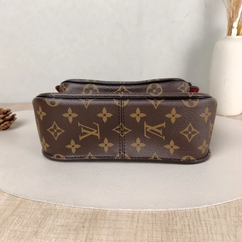 Louis Vuitton Crossbody Bag Passy Messenger Bag Monogram PVC Small 23 × 9 × 17 cm — cover view 3 of 5