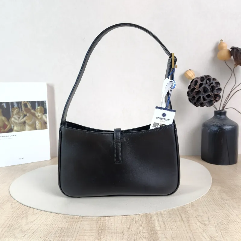 SAINT LAURENT Shoulder Bag LE 5 À 7 Black Calfskin Small23 × 6.5 × 16 cm — cover view 3 of 5