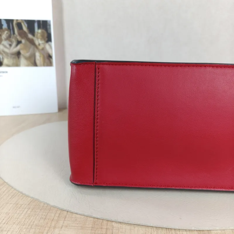 FENDI Crossbody Bag Top Handle Shoulder Crossbody Bag Colorblock Calfskin One Size 25 × 12 × 19.5 cm — detail view 4 of 11