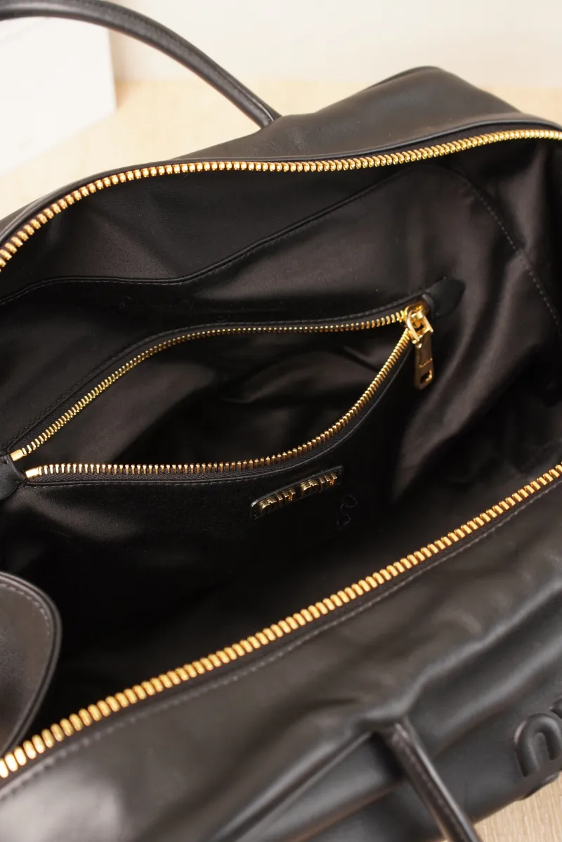 Miumiu Beau Bowling Bag Large Black Calfskin · 34 × 10 × 23 cm — detail view 12 of 16
