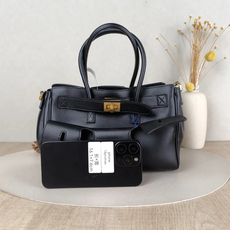 BALENCIAGA Crossbody Bag Bel air Black Calfskinmini23.5 × 8 × 17 cm — cover view 5 of 5