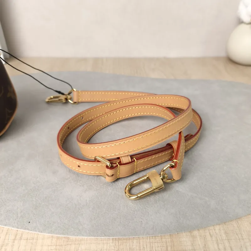 Louis Vuitton Crossbody Bag Speedy Nano Shoulder Strap PV Cnano16 × 7.5 × 10 cm — detail view 9 of 13