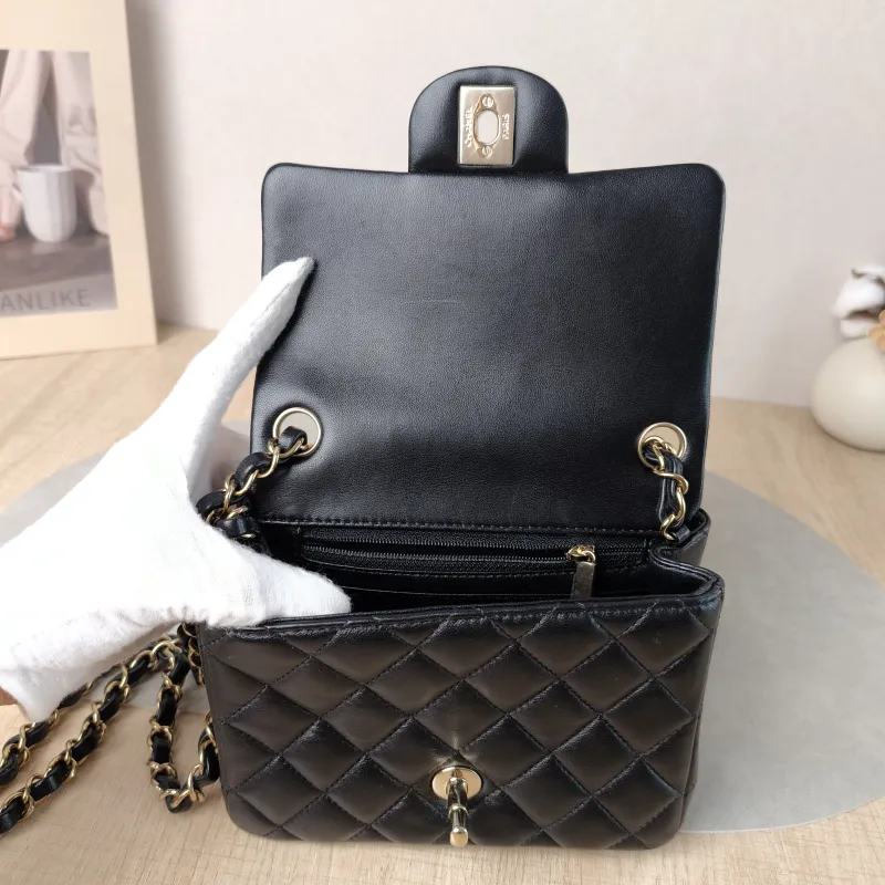 Chanel Crossbody Bag Classic Flap Mini CF Mini Black SL ambskin Mini 17 × 8 × 13.5 cm — detail view 2 of 9