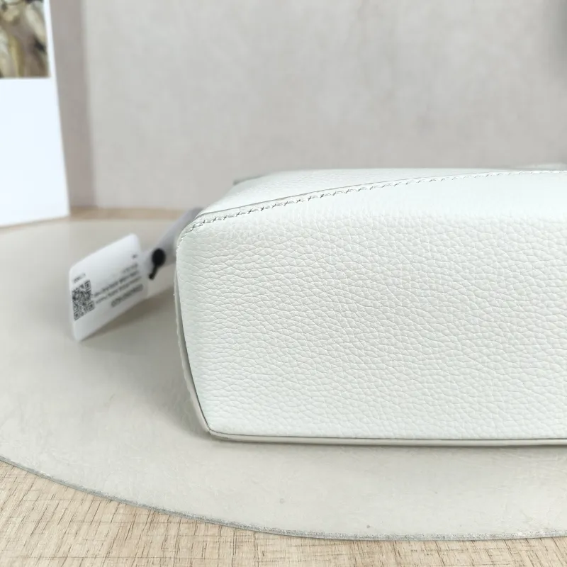 LOEWE Crossbody Bag Puzzle White CC alfskin Mini 18 × 8 × 12.5 cm — detail view 4 of 11