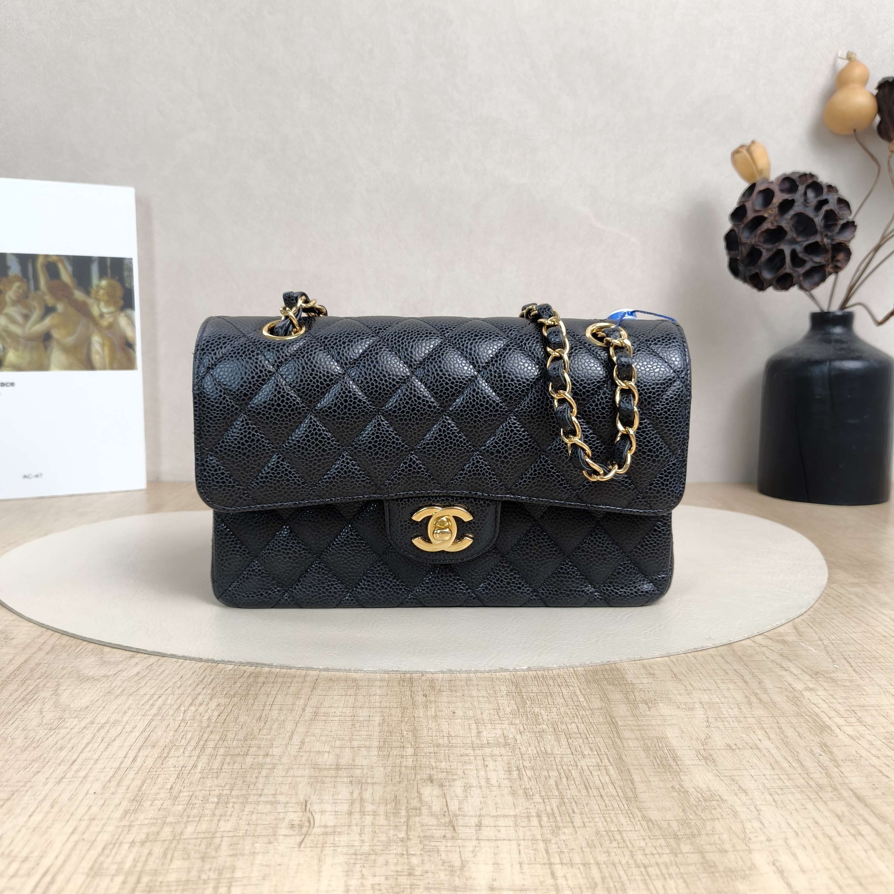 Chanel Crossbody Bag Classic Flap CF Black Grained Calfskin Small23 × 6 × 14.5 cm