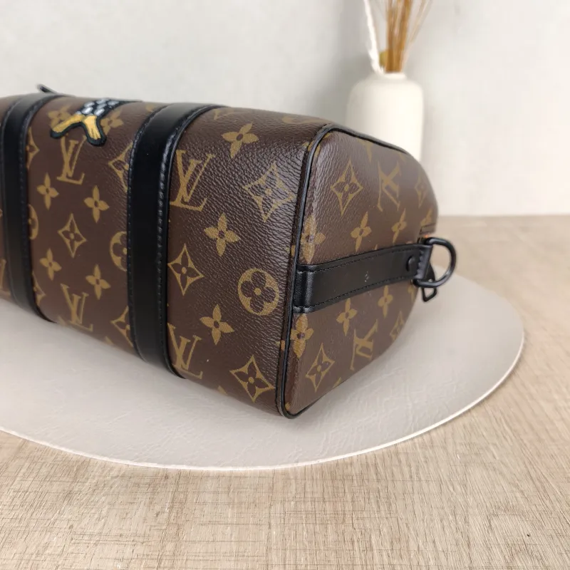 Louis Vuitton Crossbody Bag City Keepall Monogram PVC Medium27 × 13 × 17 cm — detail view 4 of 12