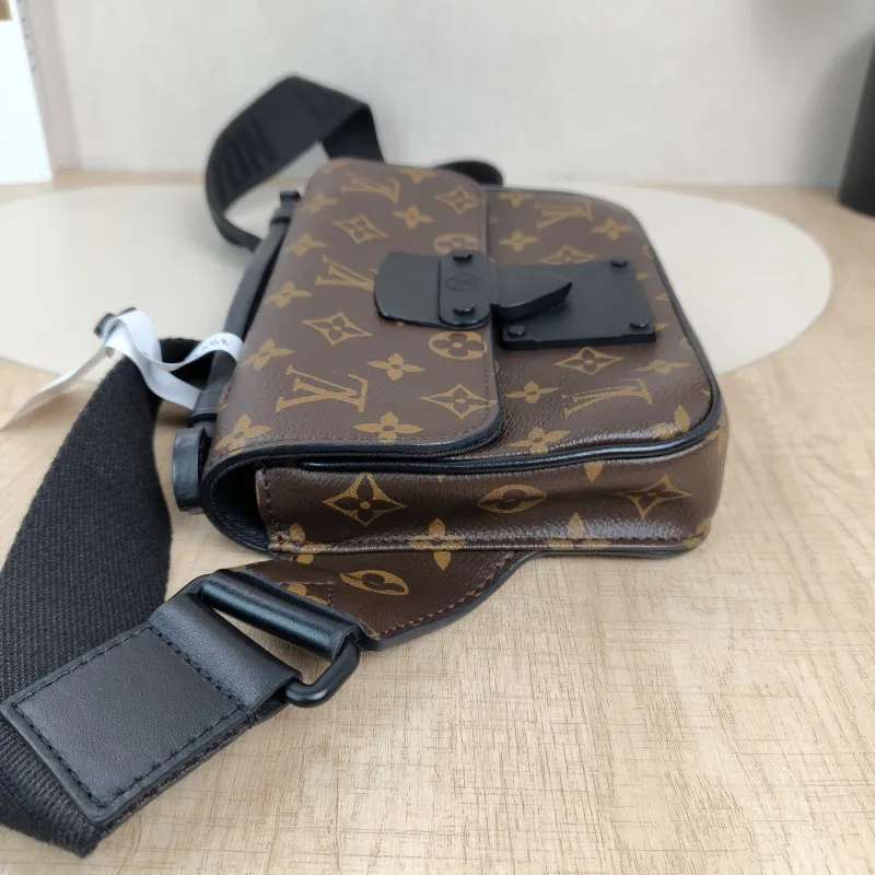 Louis Vuitton Belt Bag S Lock Sling Belt Bag Monogram PVC One Size21 × 4 × 15 cm — detail view 1 of 15