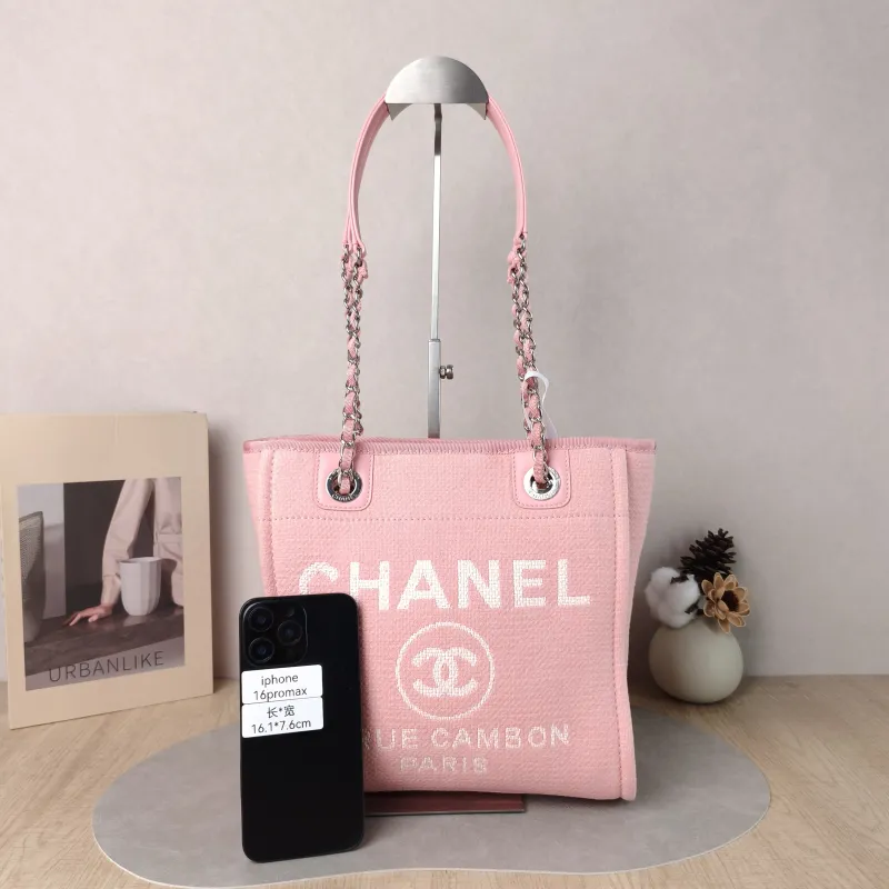 Chanel Shoulder Bag Pink One Size 26 × 10 × 26 cm — cover view 4 of 6