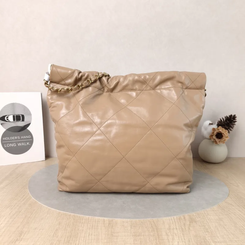 Chanel Shoulder Bag22Bag Taupe Calfskin Small35 × 7 × 37 cm — cover view 4 of 6