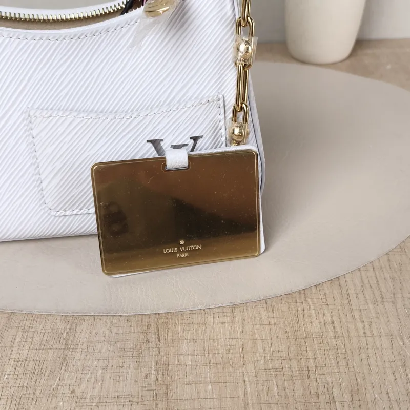 Louis Vuitton Shoulder Bag MARELLINI Multicolore Calfskin Mini 19 × 6.5 × 13.5 cm — detail view 11 of 13