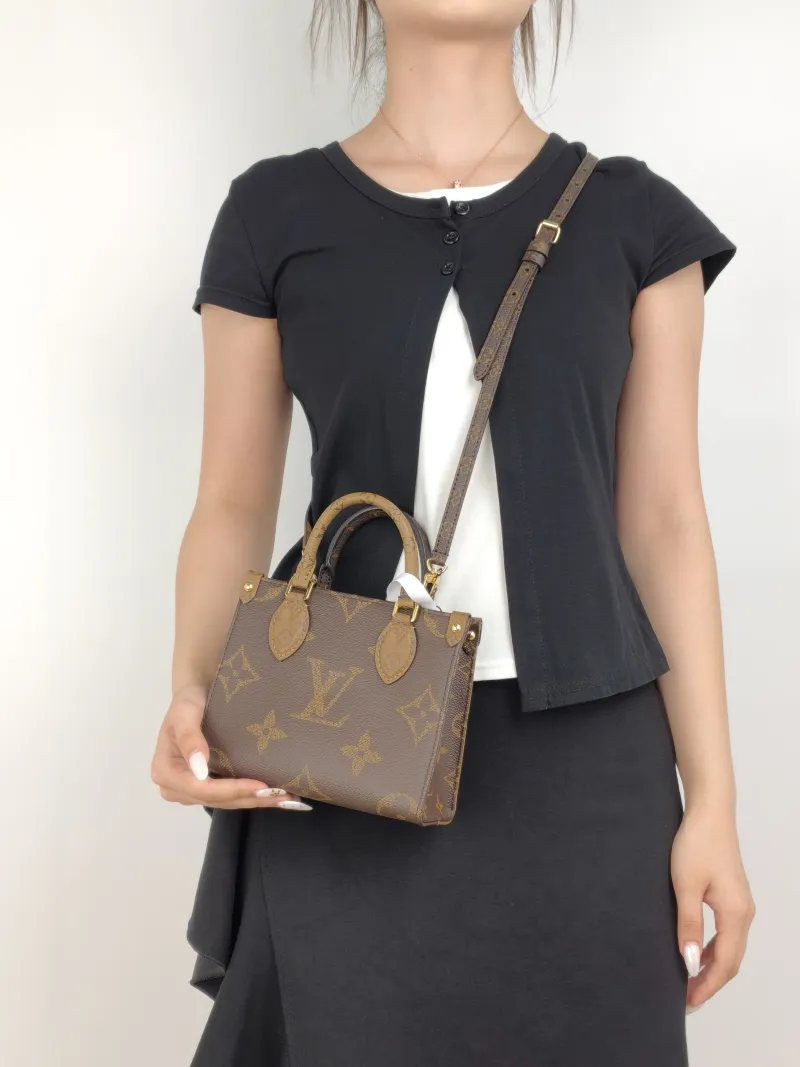 Louis Vuitton Crossbody Bag Onthego BB Monogram PVCBB18 × 8.5 × 15 cm — on-model view 3 of 3