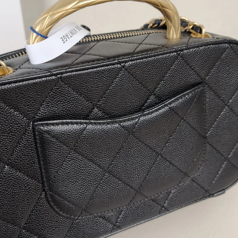 Chanel Crossbody Bag Camera Bag Black Grained Calfskin One Size20 × 7.5 × 12.5 cm — detail view 3 of 15
