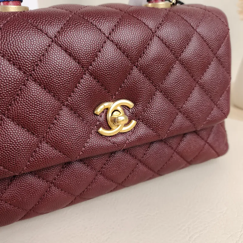 Chanel Crossbody Bag Coco Handle​Burgundy Calfskin Small24 × 10 × 14 cm — detail view 8 of 11
