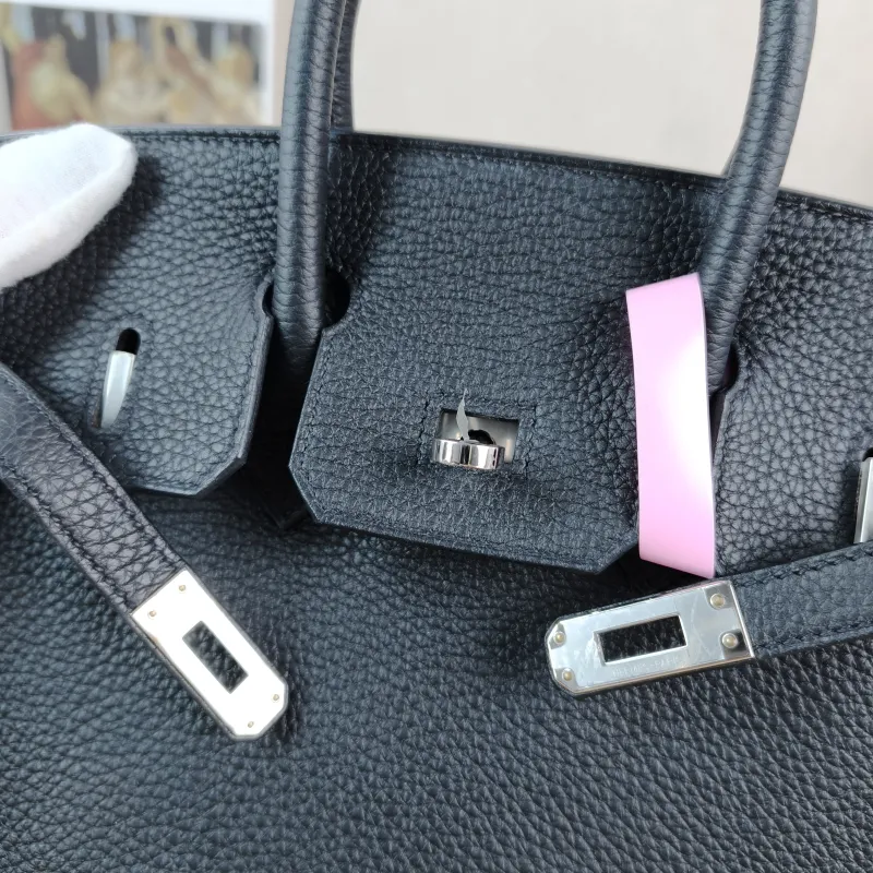 Hermès Top Handle Bag Birkin 25 Silver-Tone Hardware 89Black Silver-Tone Hardware Togo Calfskin Small 25 × 13 × 20 cm G — detail view 1 of 11