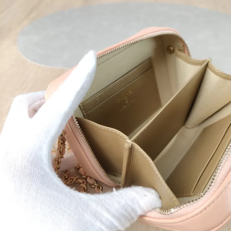 Chanel Crossbody Bag Camera Bag Pink Lambskin One Size 14.5 × 6 × 10.5 cm 31 — detail view 1 of 11