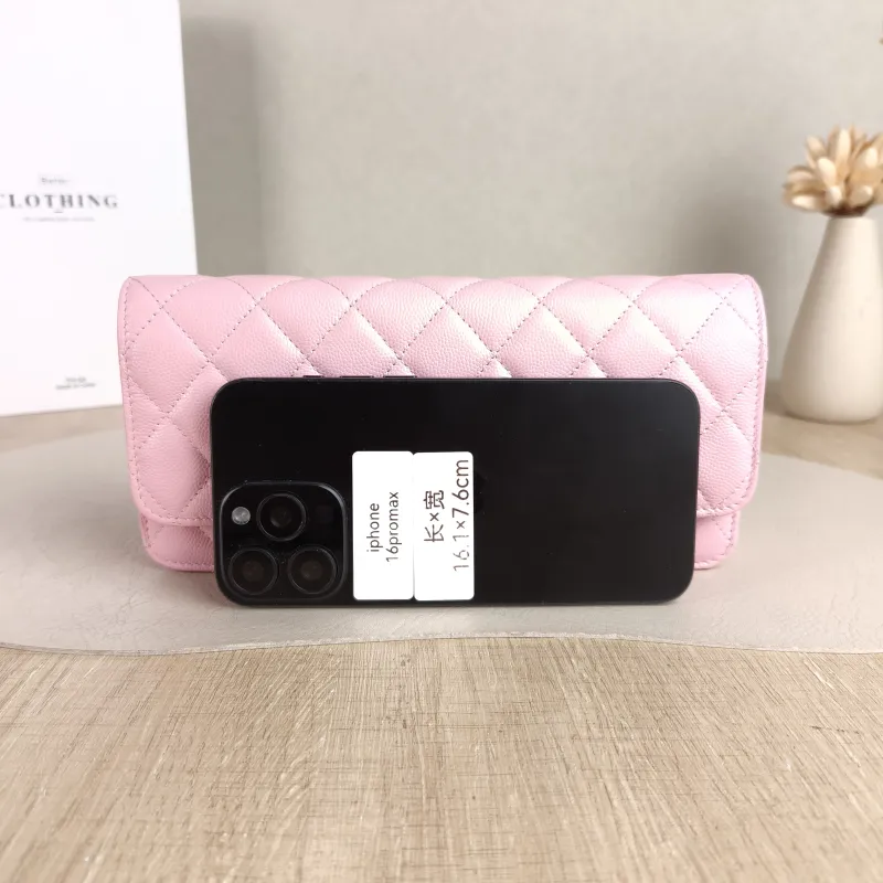 Chanel Shoulder Bag Baguette Bag Pink Calfskin One Size 22 × 3 × 10.5 cm — cover view 2 of 5