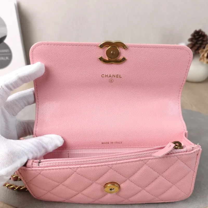 Chanel Crossbody Bag woc Pink Calfskin One Size17 × 4 × 10 cm — detail view 10 of 12
