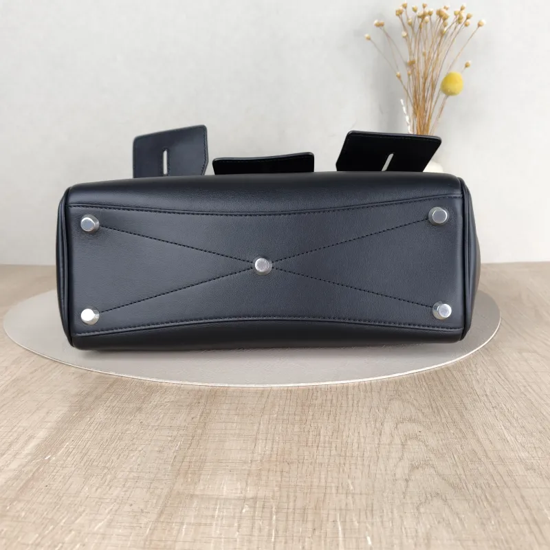 BALENCIAGA Top Handle Bag Bel air Black Calfskin Small 30 × 12 × 20.5 cm — cover view 4 of 5