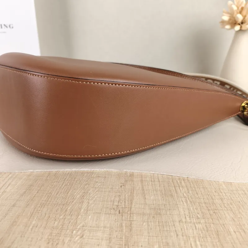 LOEWE Shoulder Bagluna Shoulder Bag Caramel Calfskin One Size32 × 9 × 27 cm — detail view 2 of 10