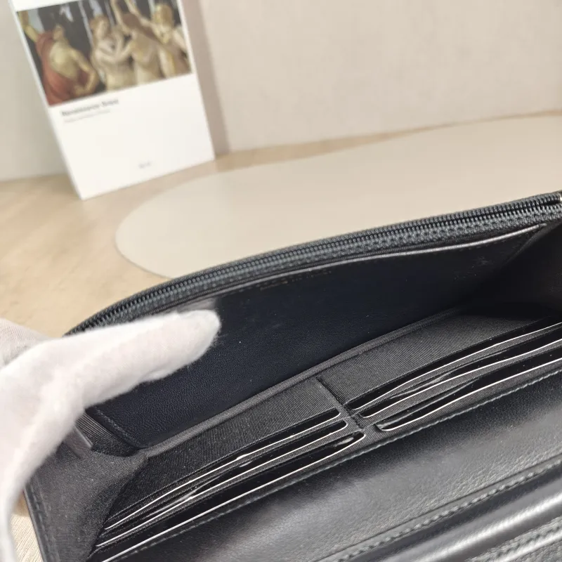 Chanel Crossbody Bag CF Pearl WOC Black Mini 19.2 × 3.5 × 12.3 cm 24 — detail view 13 of 13