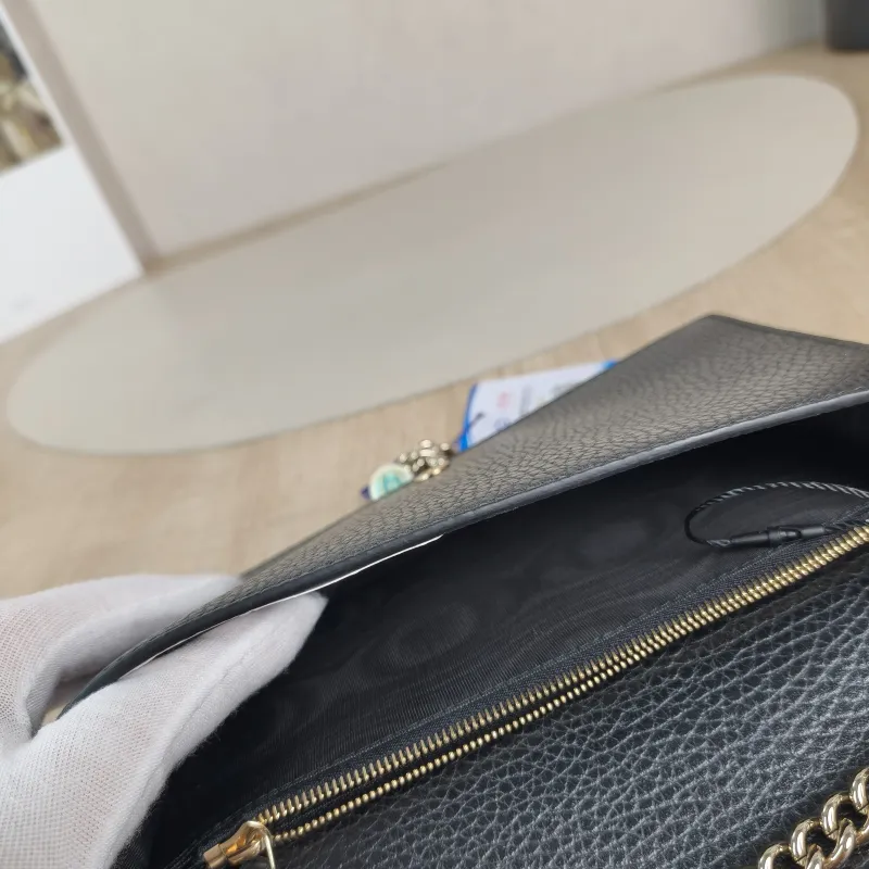 GUCCI Crossbody Bag G woc Black Calfskin One Size 19 × 2 × 11.5 cm — detail view 9 of 13