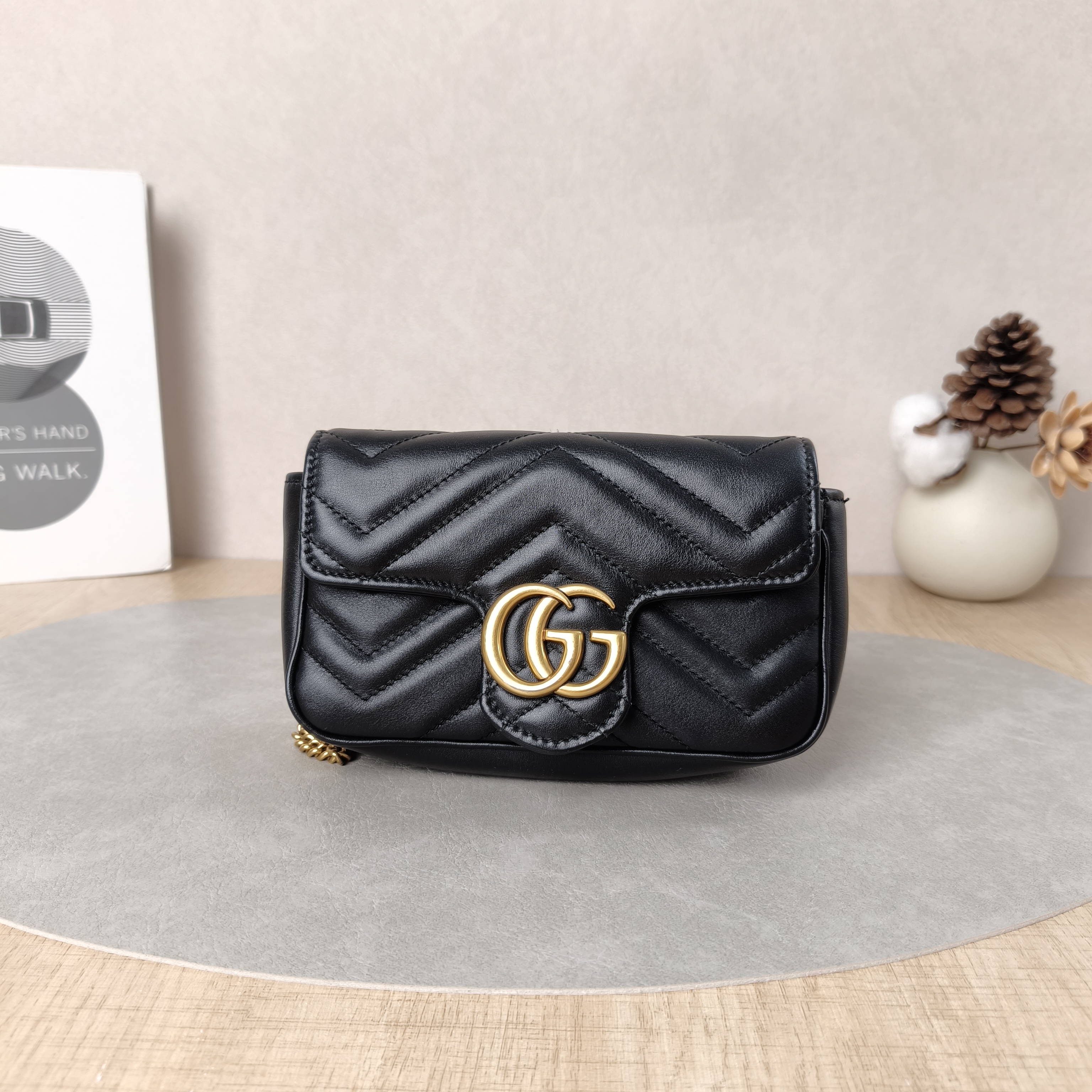 GUCCI Crossbody Bag GG Marmont Mini Marmont Mini Black Calfskinmini16.5 × 4.5 × 9.5 cm