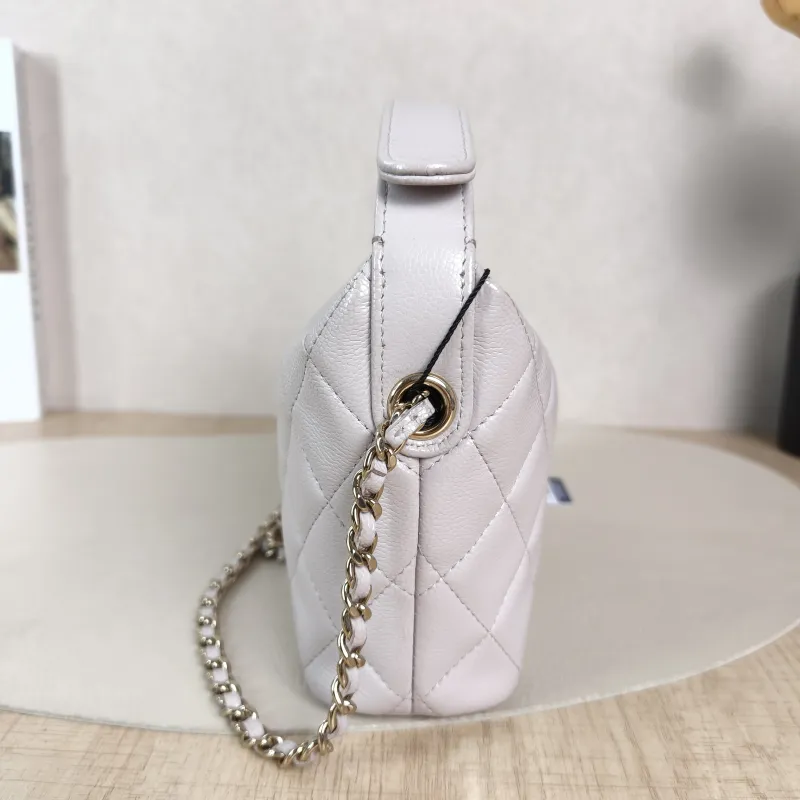 Chanel Crossbody Bag Crossbody Bag Grained Calfskin One Size16 × 6 × 13 cm — detail view 6 of 12