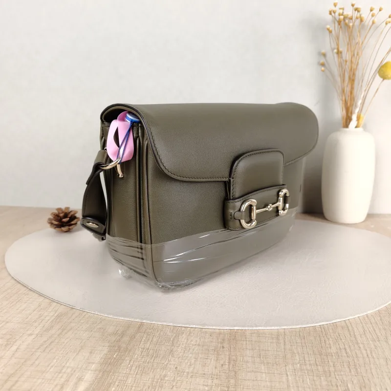 GUCCI Crossbody Bag Horsebit 1955 Horsebit Medium Green Calfskin Medium 25 × 8 × 18 cm — cover view 3 of 5