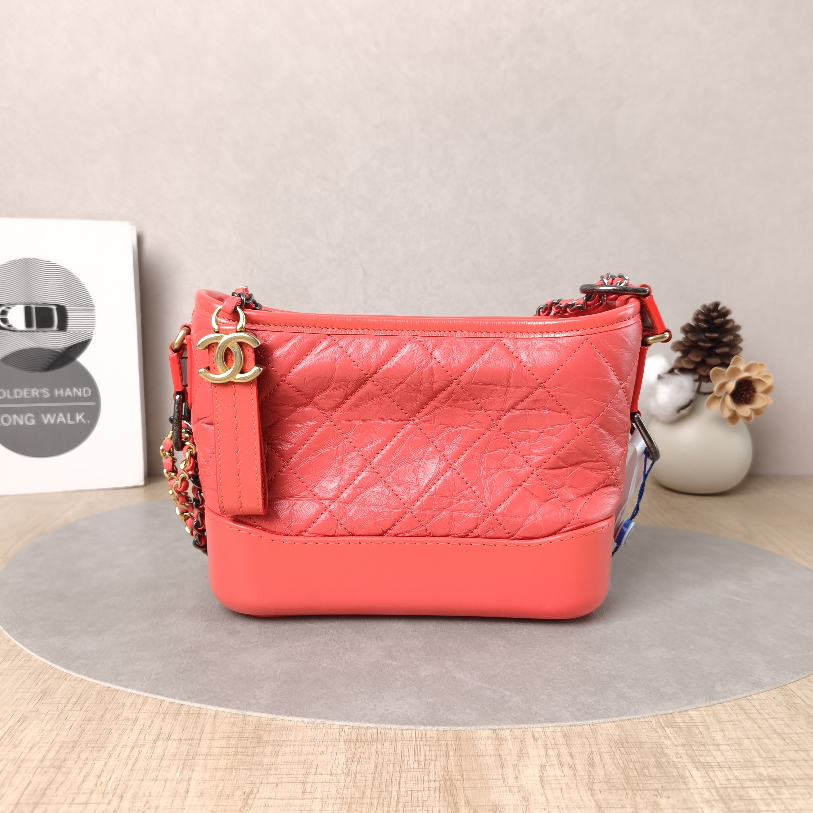 Chanel Crossbody Bag Gabrielle Gabrielle Bag Red CC alfskin Small20 × 8 × 15 cm