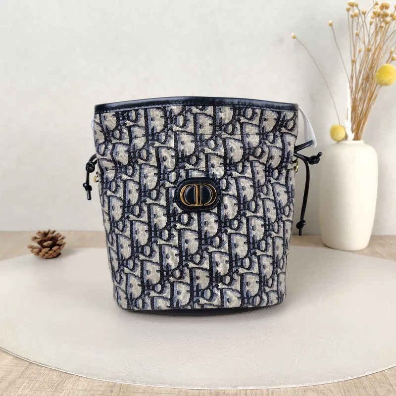 DIOR Shoulder Bag30 Montaigne Bucket Bag Blue Canvasmini16 × 13 × 18.5 cm