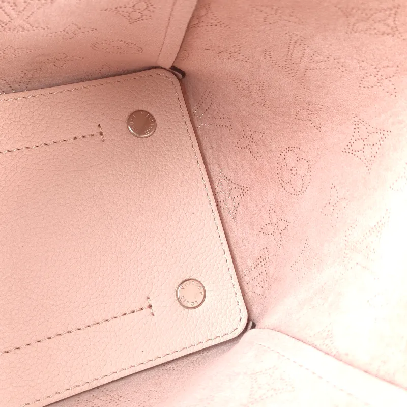 Louis Vuitton Shoulder Bag Hina Pink Calfskin Small 23 × 13 × 21 cm — detail view 2 of 13