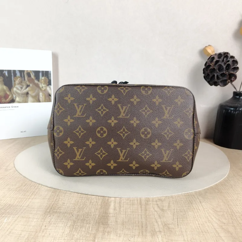 Louis Vuitton Shoulder Bag NÉONOÉ Bucket Bag Black PVC Medium 26 × 17.5 × 26 cm — cover view 2 of 6