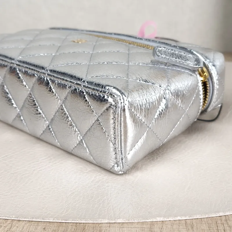 Chanel Crossbody Baglp Box Bag Top Handle Crossbody Bag Silver Calfskin One Size19.5 × 5 × 17 cm — detail view 7 of 13