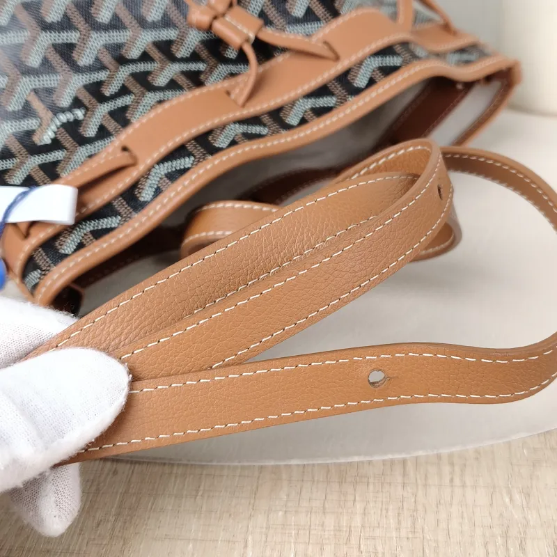 GOYARD Crossbody Bag Petit Flot Brown PVC Small 17 × 14.5 × 23 cm — detail view 7 of 8