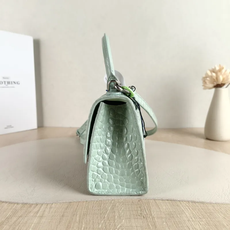 BALENCIAGA Crossbody Bag Hourglass Hourglass Bag Green Calfskin Mini 19 × 5 × 12 cm — detail view 2 of 11