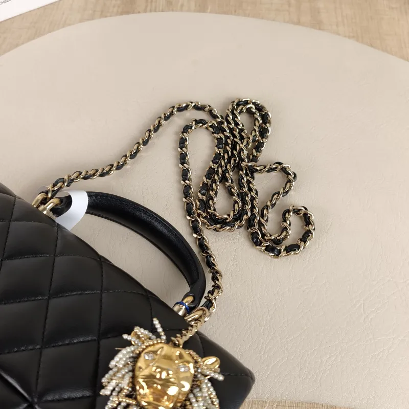 Chanel Crossbody Bag cf mini Black Lambskin mini20 × 6 × 12 cm Conditioned — detail view 4 of 13