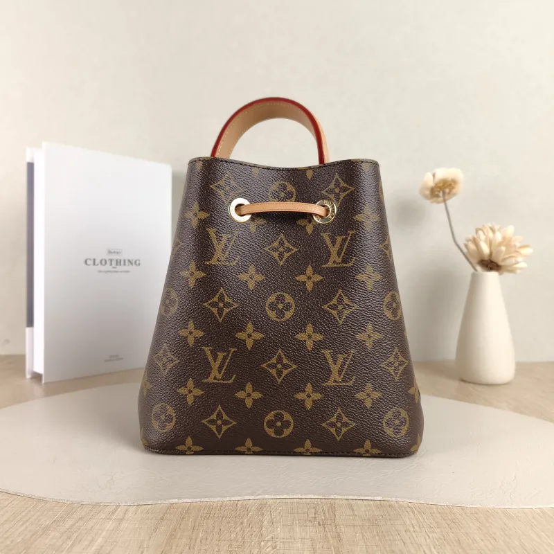 Louis Vuitton Crossbody Bag NÉONOÉ Bucket Bag BB Monogram PVC BB 20 × 13 × 20 cm — cover view 5 of 5