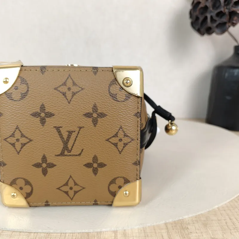Louis Vuitton Crossbody Bag NOÉ PURSE LV CHARMS Monogram PVC Mini 11.5 × 11.5 × 11.5 cm — detail view 3 of 10