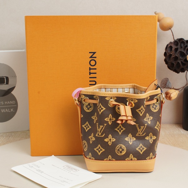 Louis Vuitton NANO NOE nano Monogrampvc Microchip Edition · Box Dust Bag Leather Tag · 13 × 10 × 16 cm