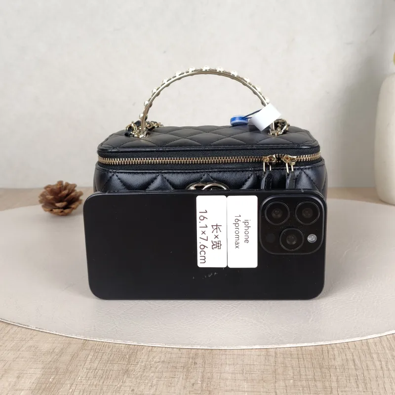 Chanel Crossbody Bag Pearl Edition Black Lambskin One Size16 × 8 × 9.5 cm — cover view 2 of 5