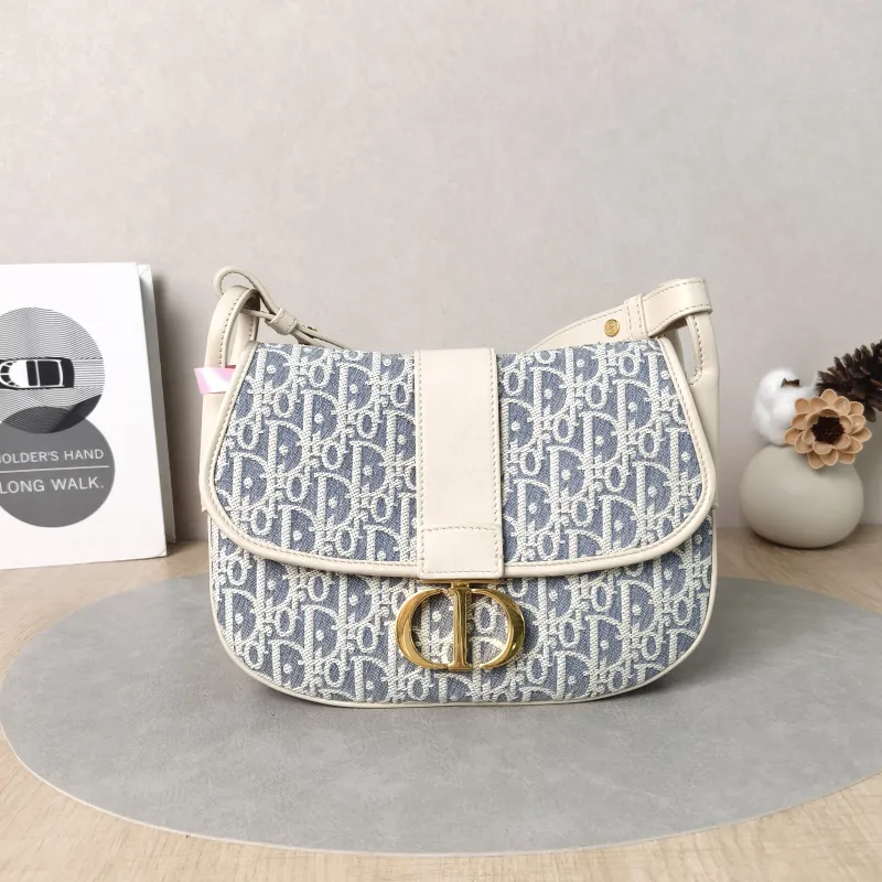 DIOR Crossbody Bag30Montaigne Blue Beige Canvas Medium24 × 9 × 17 cm