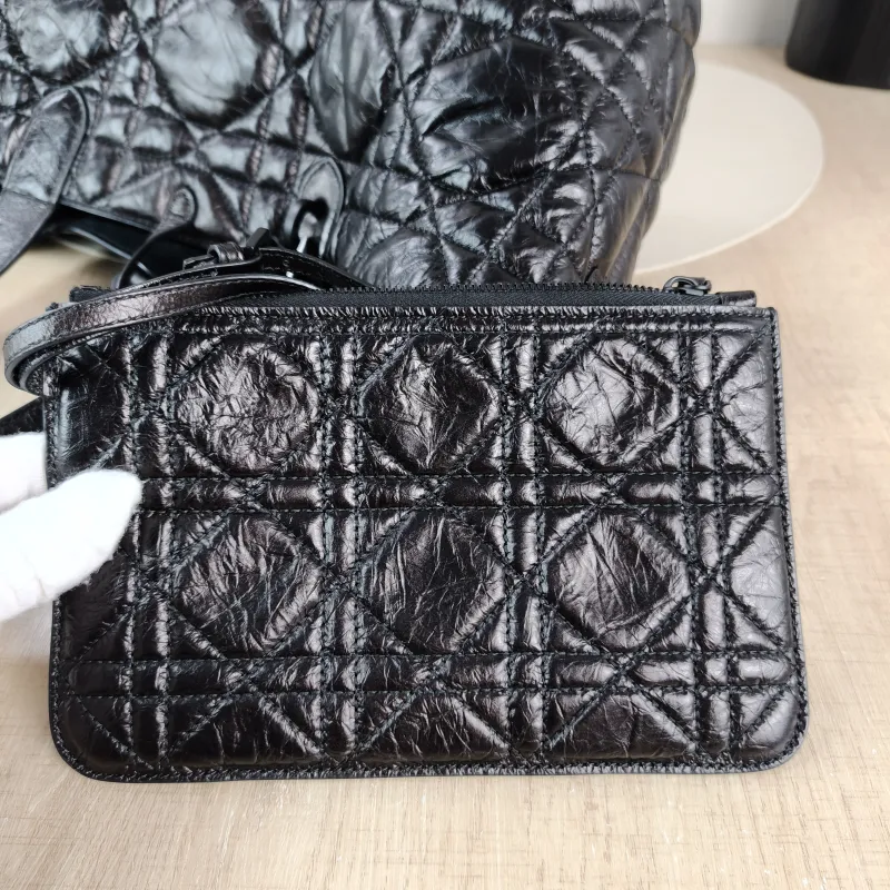 DIOR Top Handle Bag TOUJOURS Black so black Waxed Leather Medium 28.5 × 17 × 21.5 cm — detail view 1 of 12